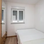 Budes Apartment *