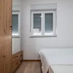 Budes Apartment *