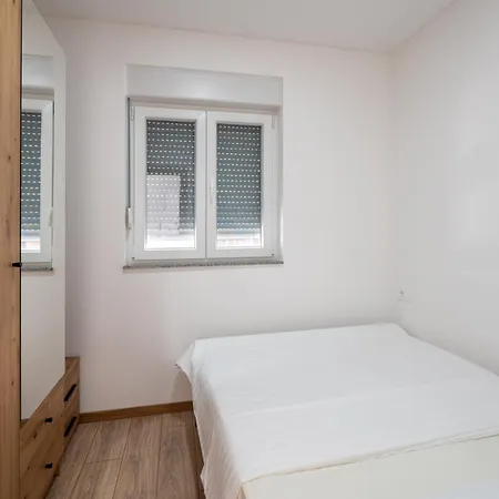 Budes Apartmán *
