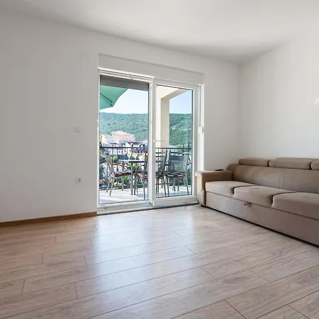 Budes Apartment