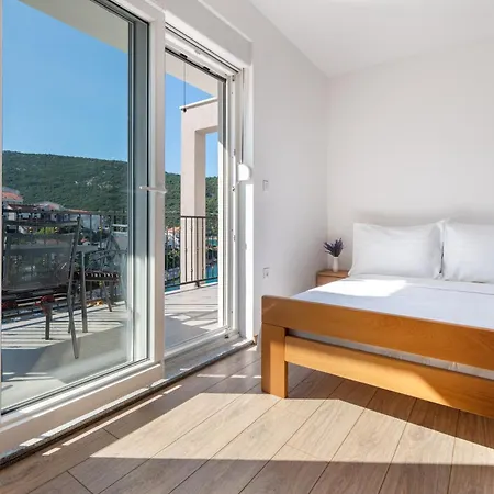 Budes Neum