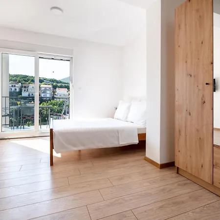 Budes Apartmán