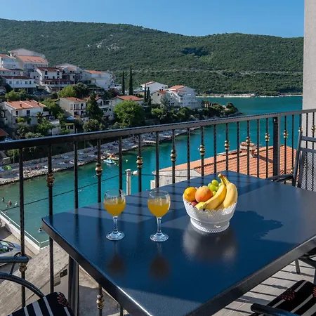 Budes Neum